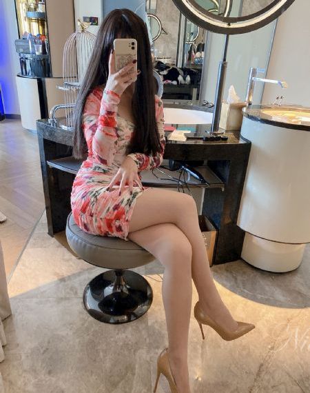 湿润的女人电影_DVD视频大全